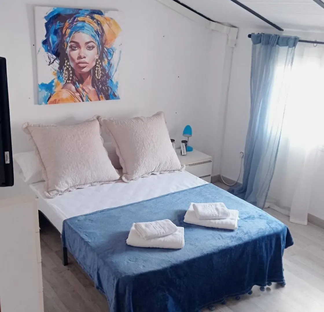Estancia De Invitados De Casa Tais Málaga Pansiyon